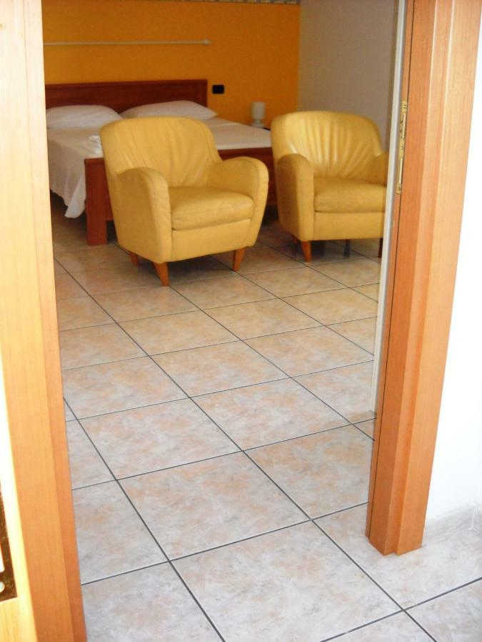 Residenza D'Agnese Apartment Montesilvano Luaran gambar
